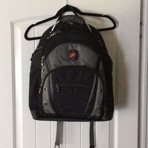 Swiss gear laptop protection backpack.